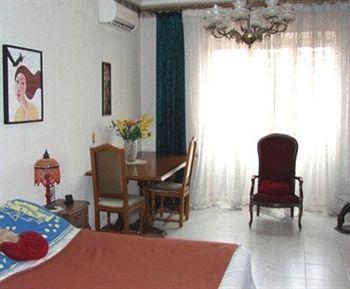 Chez Brigitte Guesthouse Nice Dış mekan fotoğraf